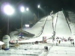 Zveme všechny příznivce skoků na lyžích do Harrachova! Všechny závody se uskuteční dle plánu 8.-11.12. 2011